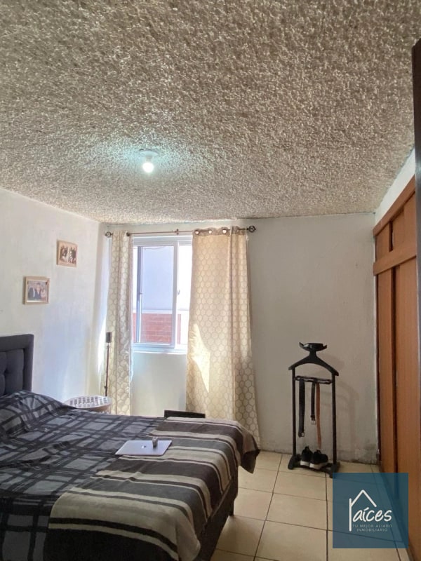CASA EN VENTA ZONA 15 (D) - 11