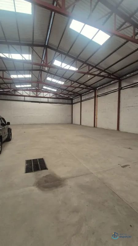 Bodega en renta- San Cristobal — Bodega / Ofibodega en Alquiler en Pinares de San Cristobal, Zona 8 Mixco, Guatemala, Ciudad — foto 11 de 17