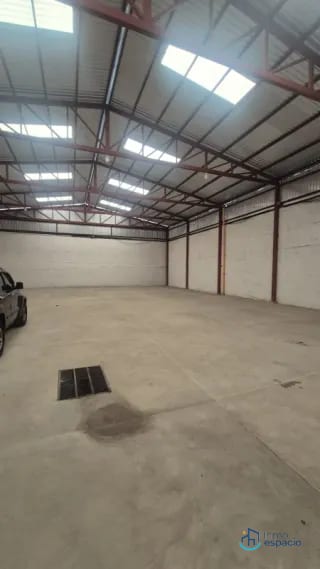 Bodega en renta-  San Cristobal — Bodega / Ofibodega en Alquiler en Pinares de San Cristobal, Zona 8 Mixco, Guatemala, Ciudad — miniatura 6 de 17