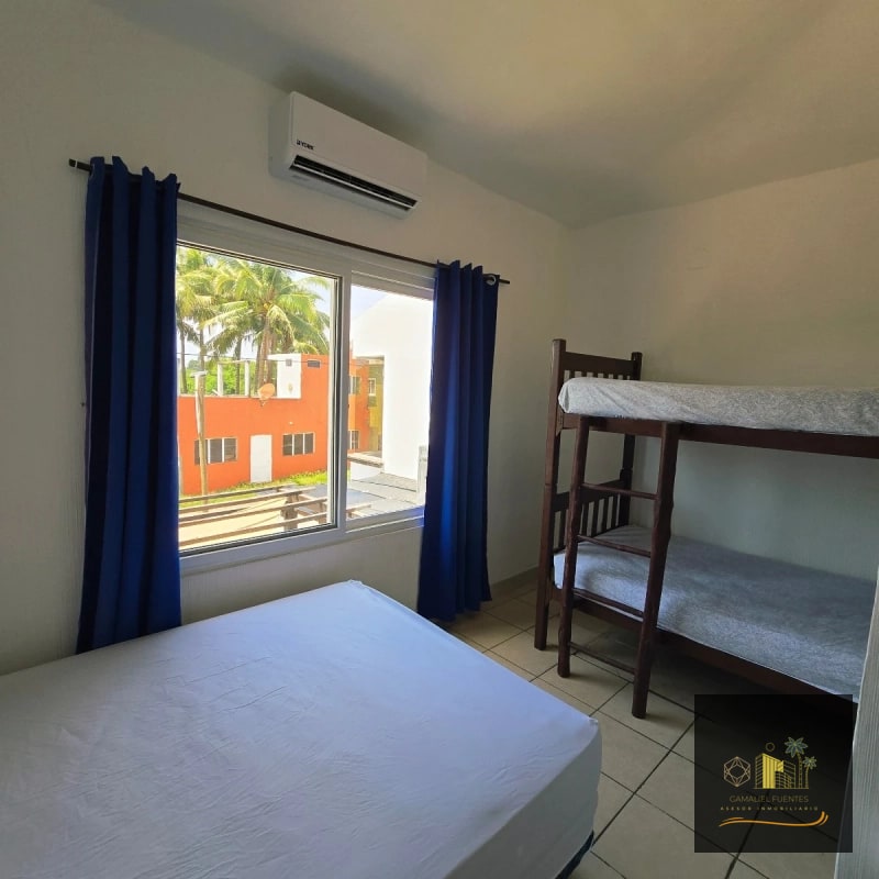 Casa de Playa en Venta en Monterrico/ Con registro de Propiedad - 12