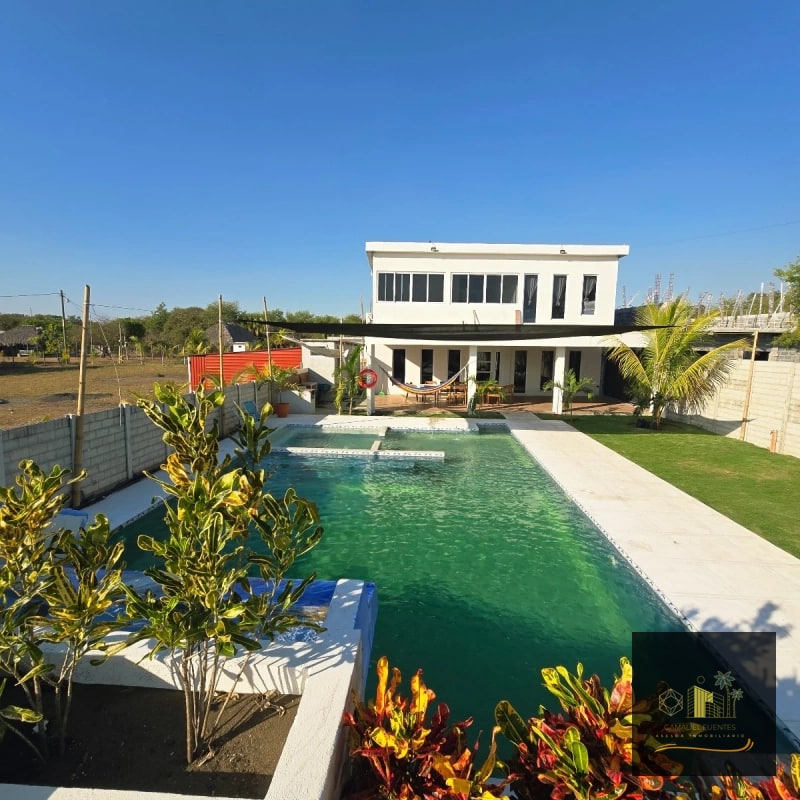 CASA DE PLAYA EN VENTA EN MONTERRICO - 1