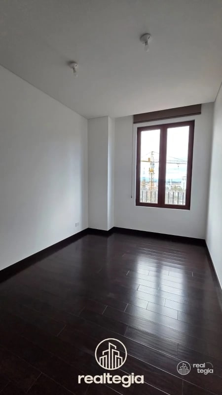 APARTAMENTO EN NOGALES DE CAYALÁ ZONA 16 - 7