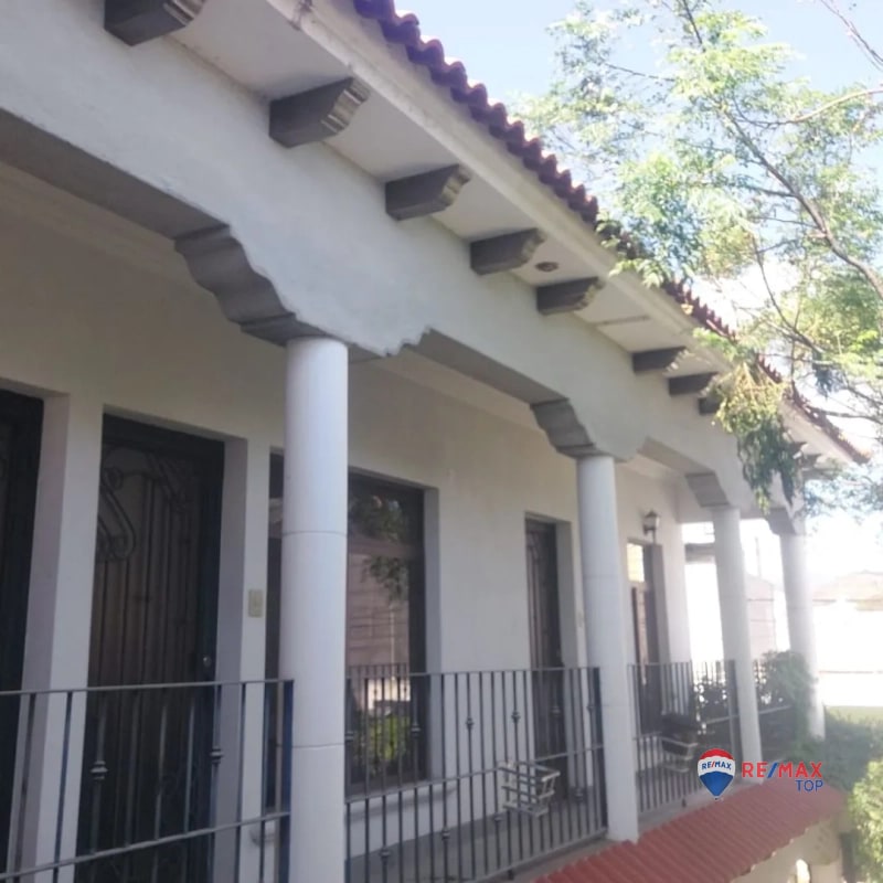 Renta de Edificio para estrenar | 2 Niveles | 6 Ambientes | El Progreso, Jutiapa - 3