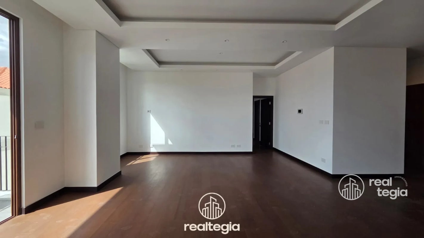APARTAMENTO EN NOGALES DE CAYALÁ ZONA  16 - 14
