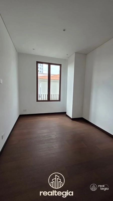 APARTAMENTO EN NOGALES DE CAYALÁ ZONA  16 - 12