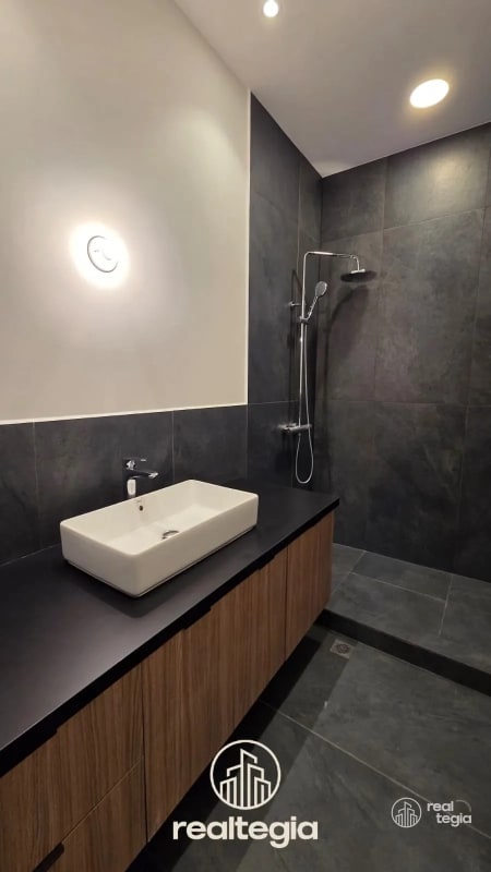 APARTAMENTO EN NOGALES DE CAYALÁ ZONA 16 - 4