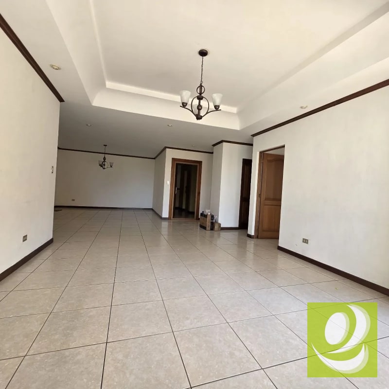 APARTAMENTO EN RENTA O VENTA EN CASTELLAR ZONA 10 - 9