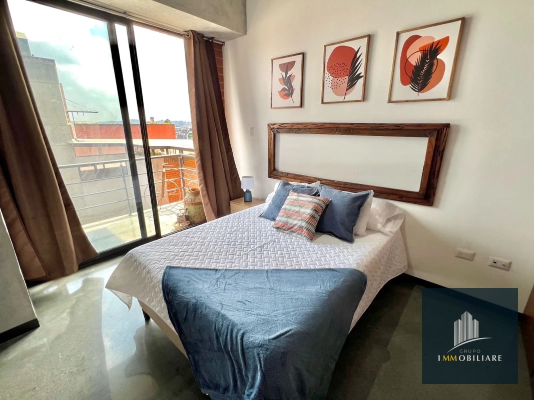 Apartamento amueblado en venta 4 Grados Norte, zona 4 - 9