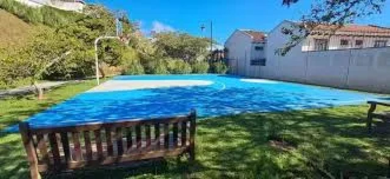 CASA EN VENTA CON PISCINA – LAZOS DE FRAIJANES; KM.20 CAES — Casa en Venta en Lazos de Fraijanes, Carretera a El Salvador, Guatemala, Ciudad — foto 3 de 15
