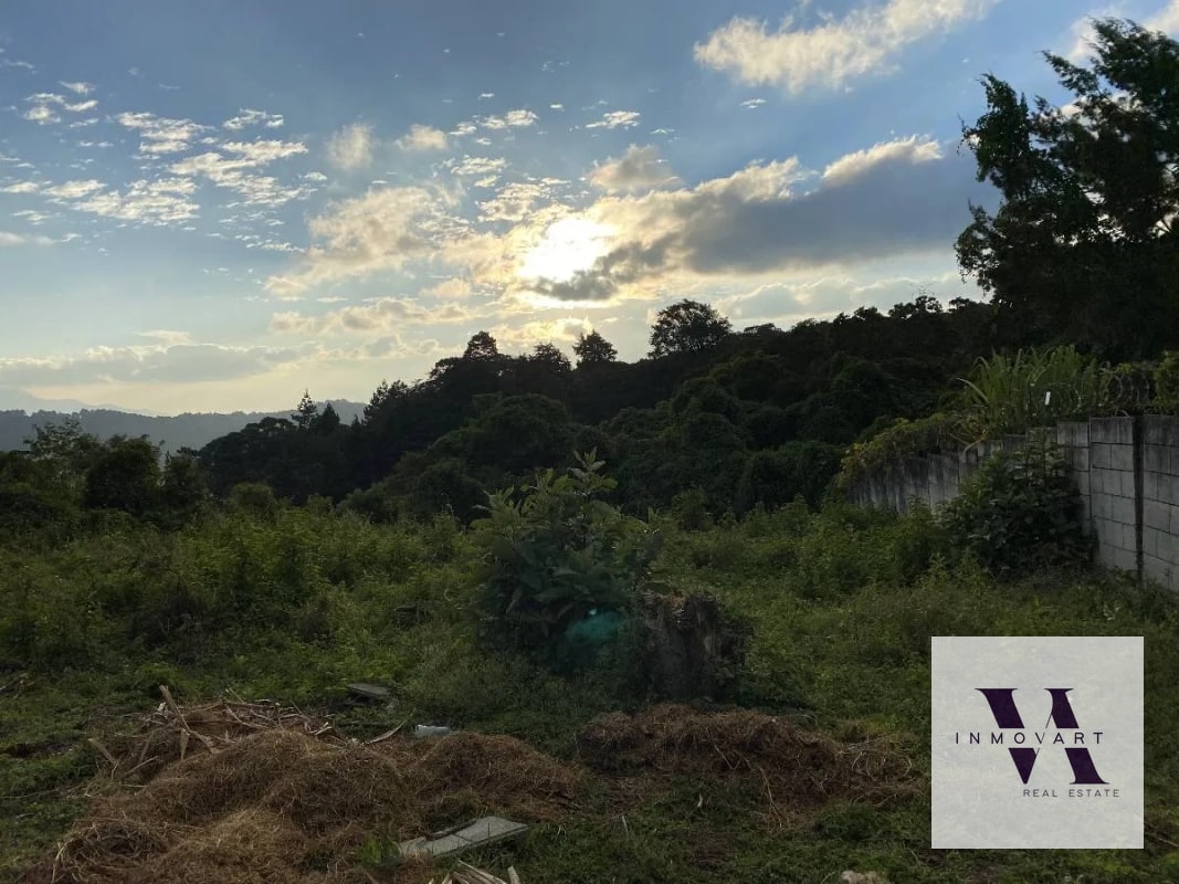Terreno sobre carretera a El Salvador km. 21.5 - 1