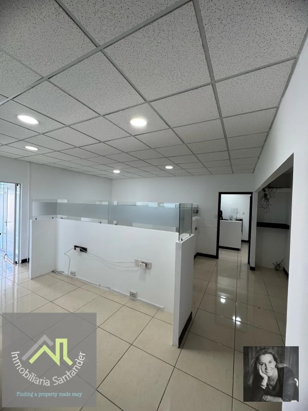 DUBAI CENTER / Oficina en Venta , zona 10 - 17