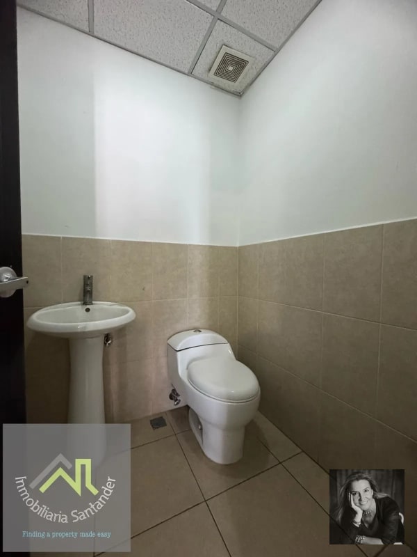 DUBAI CENTER / Oficina en Venta , zona 10 - 2