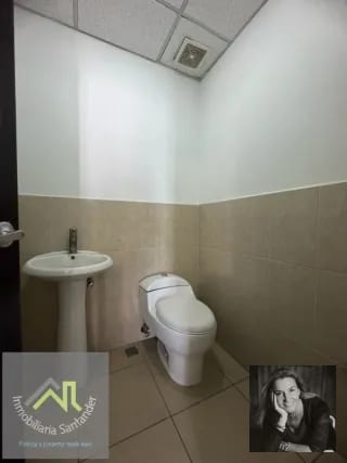 DUBAI CENTER / Oficina en Venta , zona 10 — Oficina en Venta en Dubai Center, Zona 10, Guatemala, Ciudad — miniatura 2 de 17