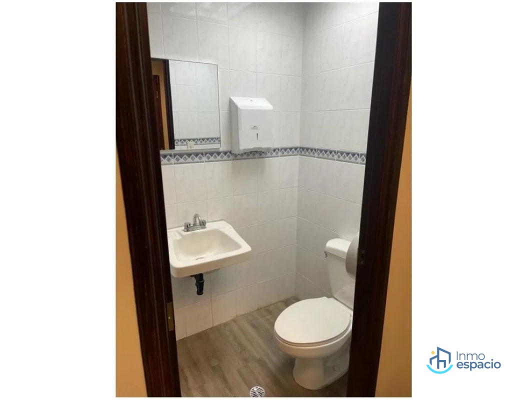 Clínica en renta en Vista Hermosa Zona 15 – Dentro de Multimedica - 15