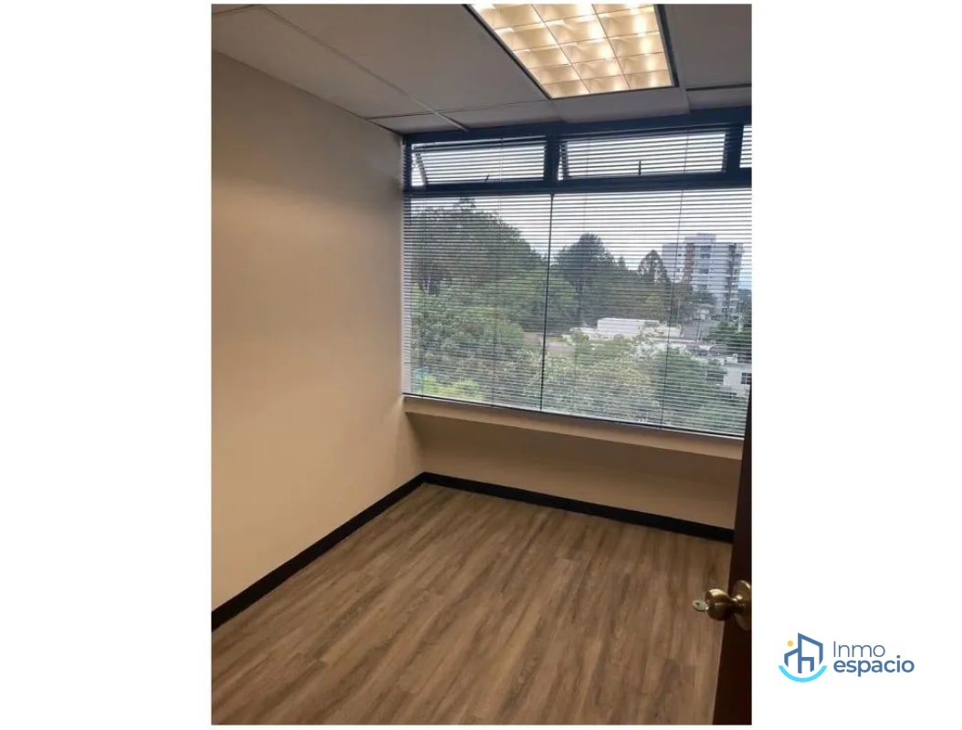 Clínica en renta en Vista Hermosa Zona 15 – Dentro de Multimedica - 11