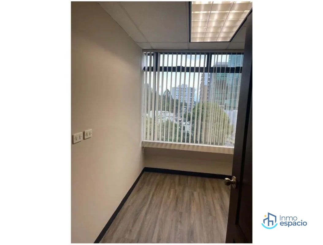 Clínica en renta en Vista Hermosa Zona 15 – Dentro de Multimedica - 8