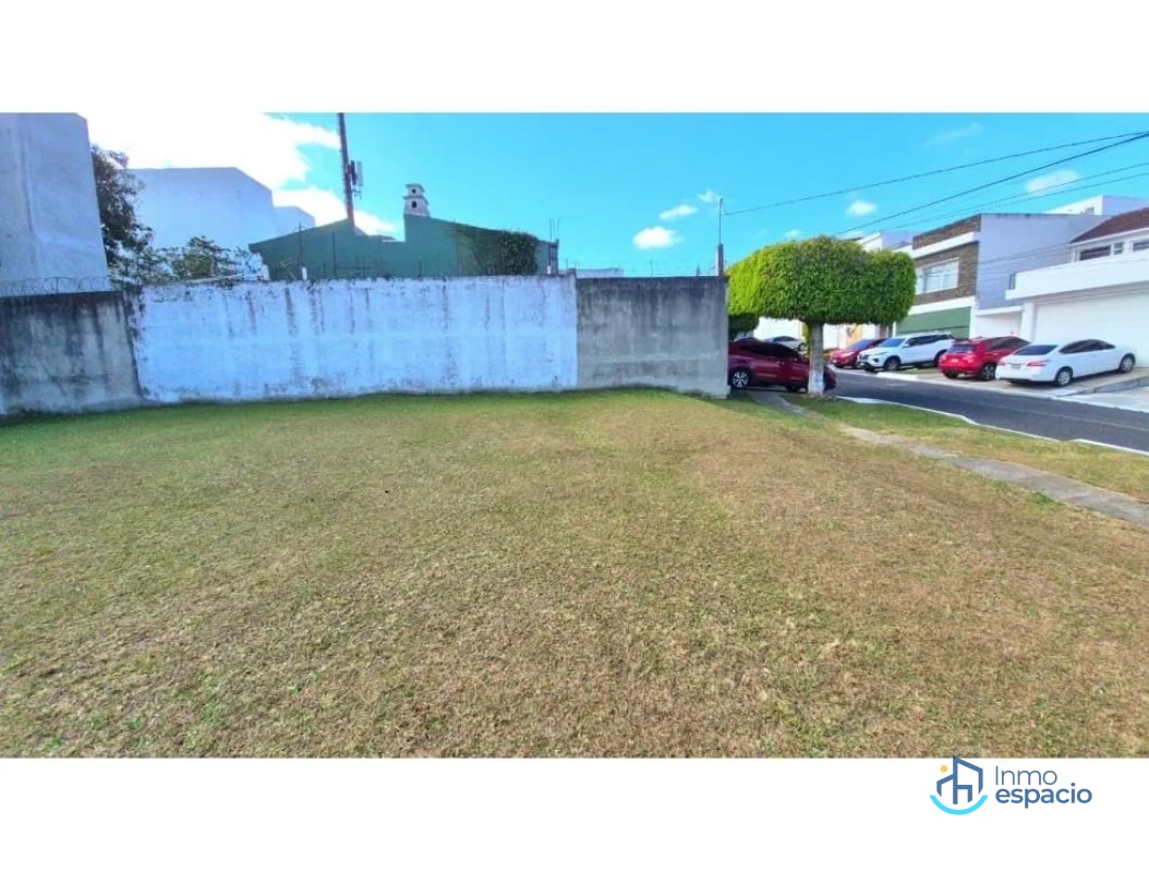Terreno en Venta en Residencial Exclusivo - 2