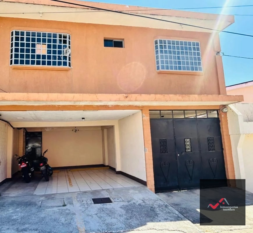 CASA EN VENTA BALCONES DE SAN CRISTÓBAL, ZONA 8 MIXCO - 1