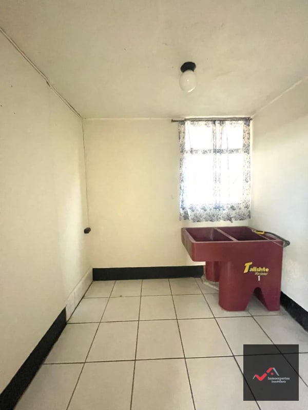 CASA EN VENTA BALCONES DE SAN CRISTÓBAL, ZONA 8 MIXCO - 16