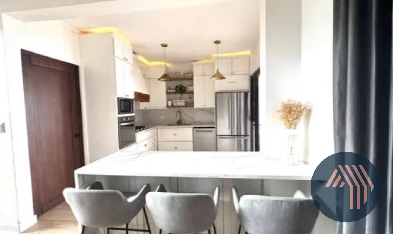 VENTA DE MODERNA CASA EXCELENTE UBICACIÓN - BLV. SAN CRISTOBAL - 11
