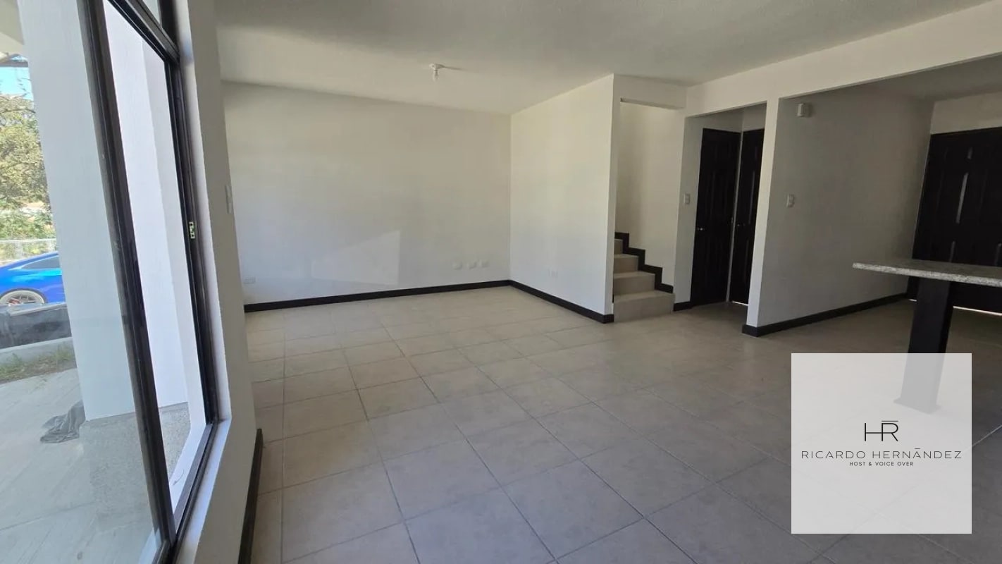 Alquiler de Casa Familiar: Colinas Premier, Palencia - 1