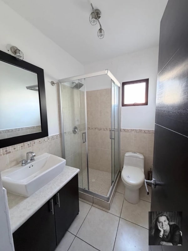Casa en Venta en Vistas de San Isidro – Zona 16 - 5