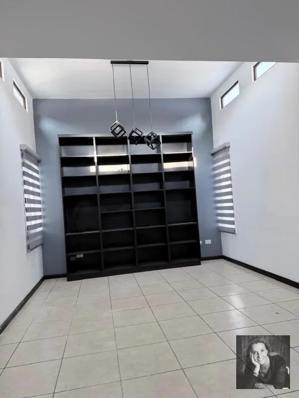 Casa en Venta en Vistas de San Isidro – Zona 16 — Casa en Venta en Vistas de San Isidro, Zona 16, Guatemala, Ciudad — foto 2 de 17
