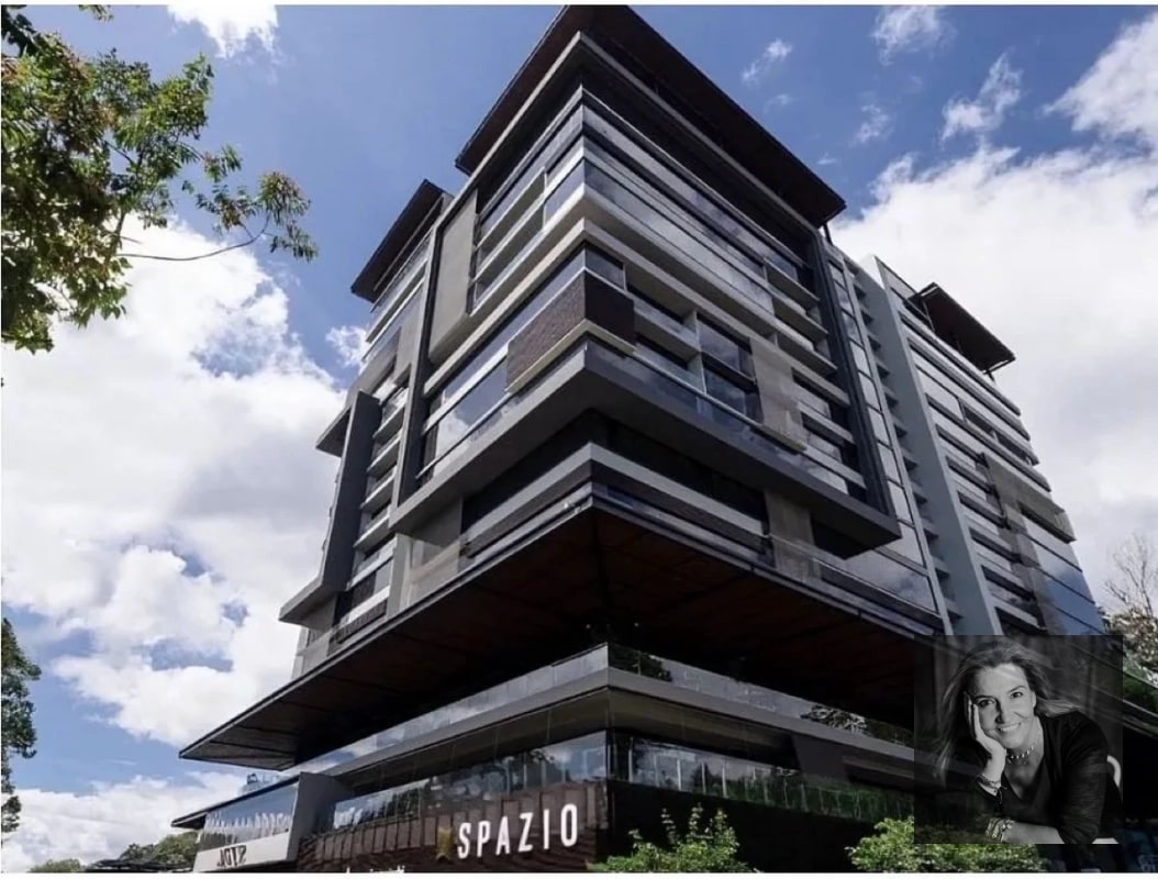 Oficina Exclusiva en Venta en Edificio Spazio Zona 15 Guatemala - 1