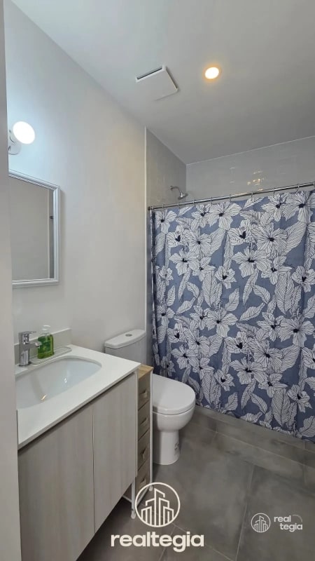 APARTAMENTO ANTARES DE CAYALÁ ZONA 16 - 3