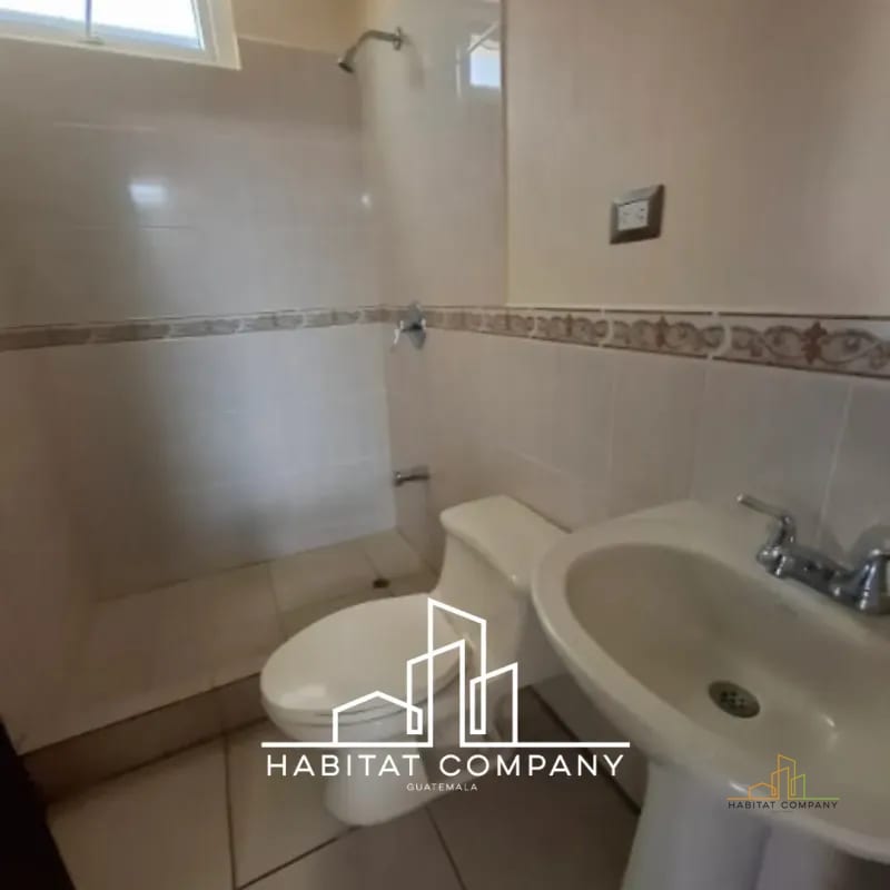 Casa en venta en Carretera a El Salvador - Km 16.5 - Residenciales Villas de Santa Mónica - Fraijanes — Casa en Venta en Carretera a El Salvador, Guatemala, Ciudad — foto 3 de 9