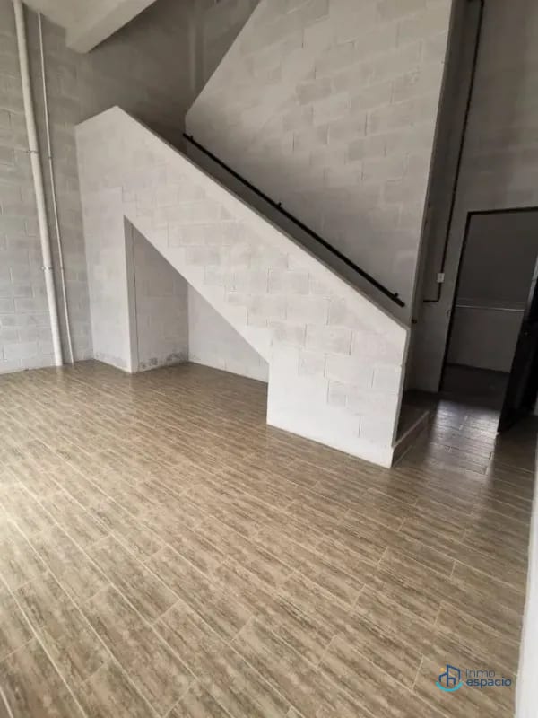 OFIBODEGA EN VENTA – Carretera Interamericana, zona 1  — Bodega / Ofibodega en Venta en Zona 1 Mixco, Guatemala, Ciudad — foto 2 de 17