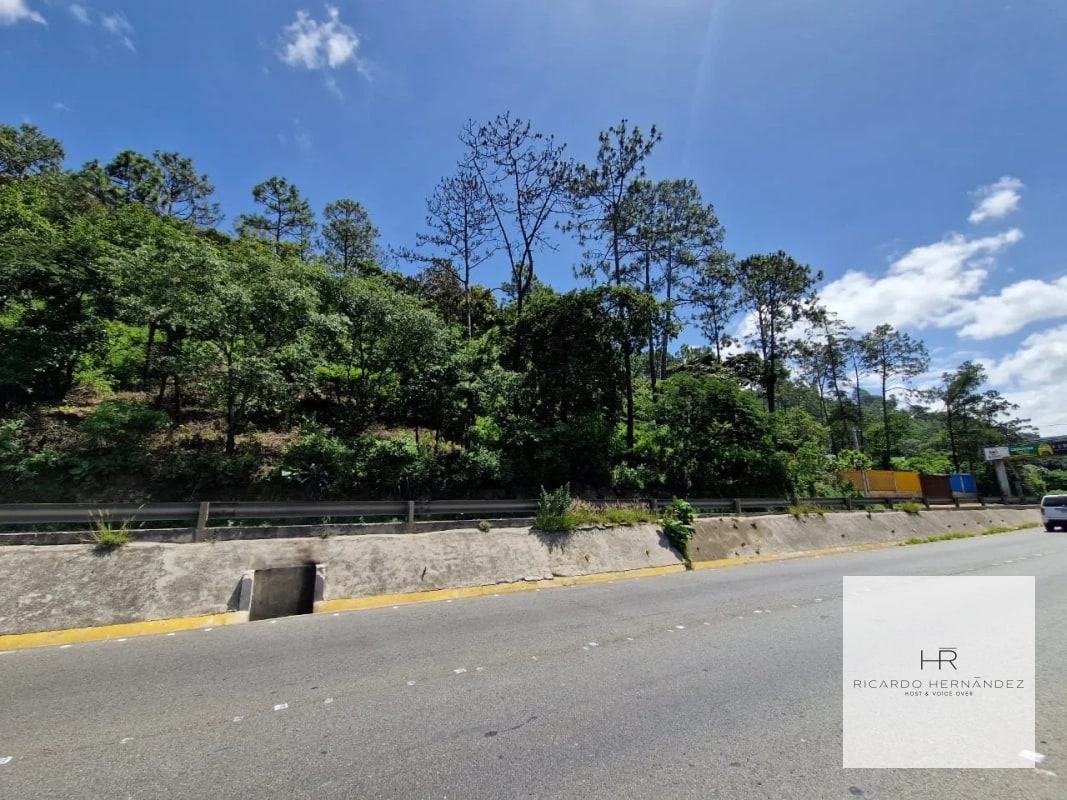Venta de terreno en Sumpango - 4