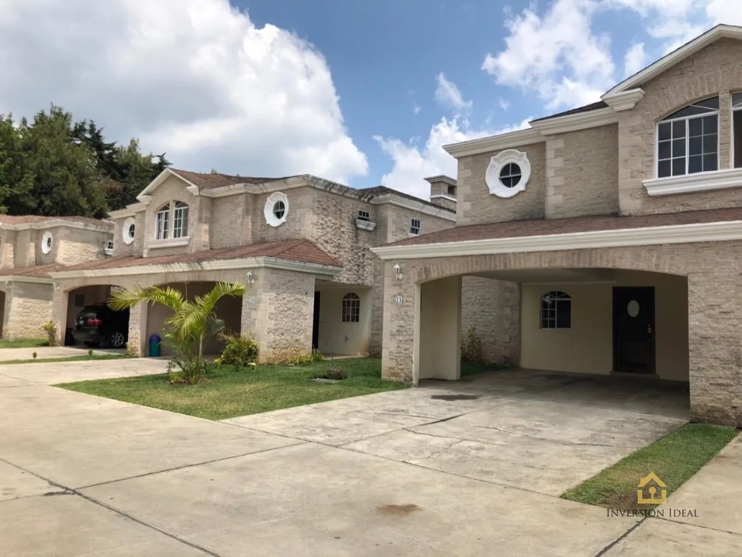 CASA EN RENTA COND. SANTA ANITA 1 | 3 HAB + CHIMENEA Y PISCINA | Q5,700 - 1