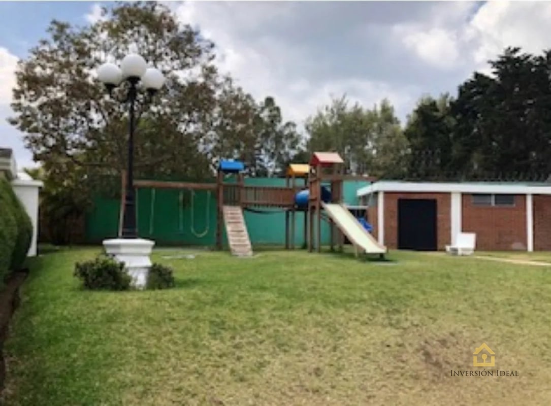 CASA EN RENTA COND. SANTA ANITA 1 | 3 HAB + CHIMENEA Y PISCINA | Q5,700 - 7