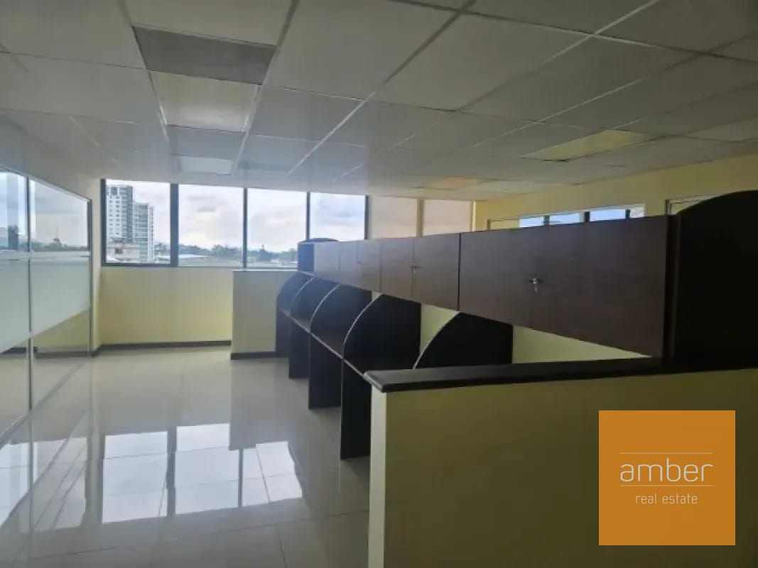 Oficina en zona 10 — Oficina en Alquiler en Zona 10, Guatemala, Ciudad — foto 9 de 10