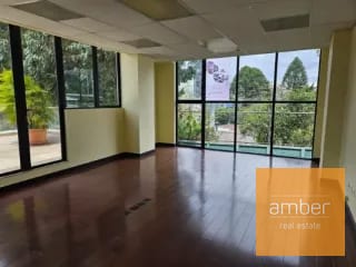 Oficina en zona 10 — Oficina en Alquiler en Zona 10, Guatemala, Ciudad — miniatura 7 de 10