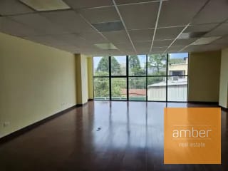 Oficina en zona 10 — Oficina en Alquiler en Zona 10, Guatemala, Ciudad — miniatura 6 de 10