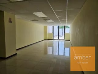 Oficina en zona 10 — Oficina en Alquiler en Zona 10, Guatemala, Ciudad — miniatura 5 de 10