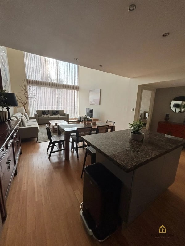 Apto Amueblado 2 Hab + Cuarto de Serv. $2,500 | Edificio Atrium Zona 10 - 15