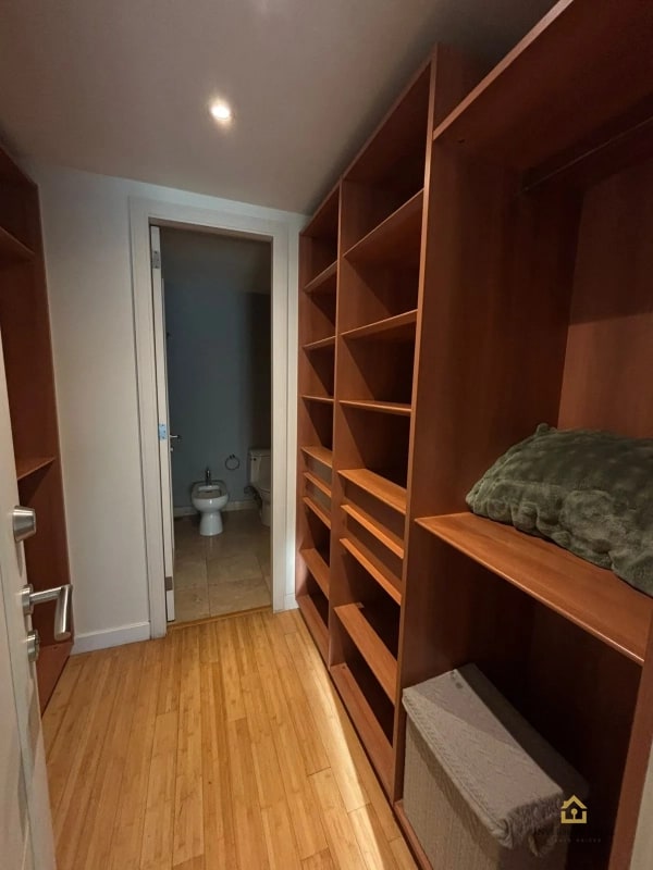 Apto Amueblado 2 Hab + Cuarto de Serv. $2,500 | Edificio Atrium Zona 10 - 8