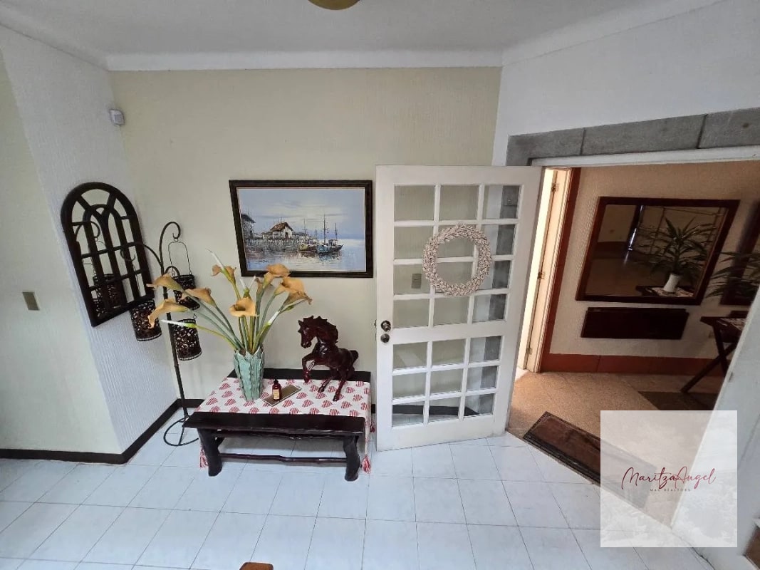CASA EN VENTA EN ZONA 10 - 7
