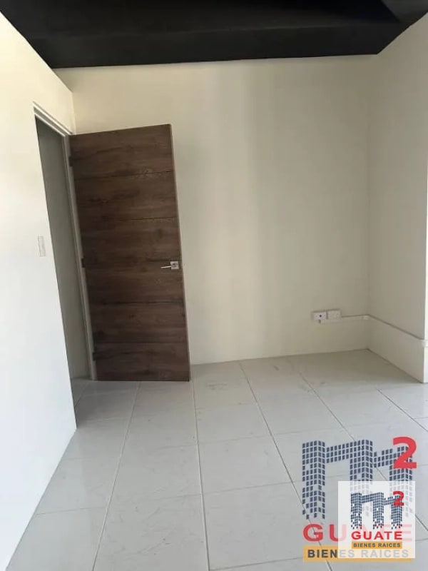 Oficina en Renta, Zona 04 (R10220) - 5