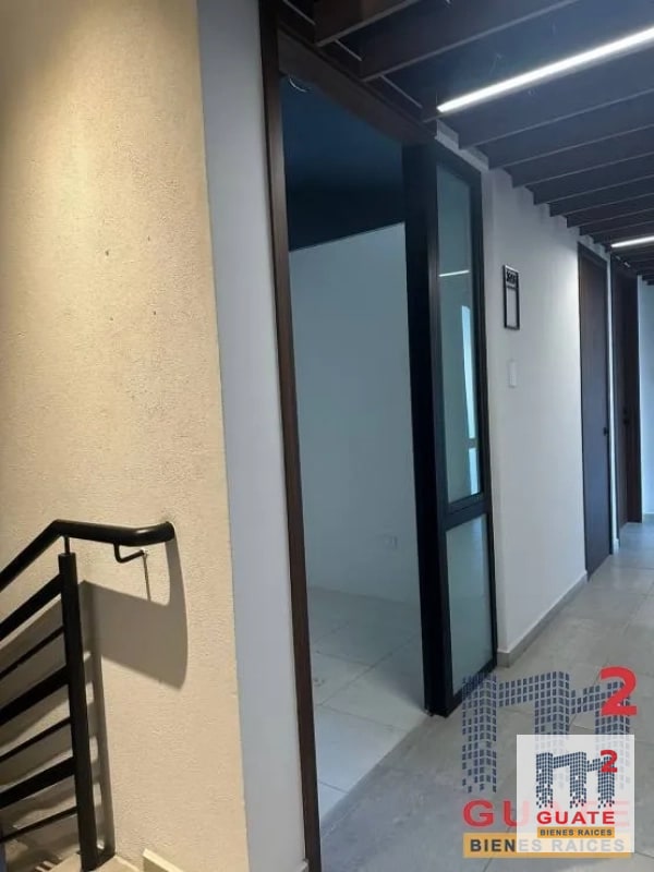 Oficina en Renta, Zona 04 (R10220) - 3