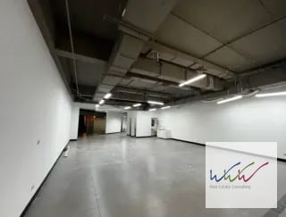 Rento Local Comercial de 208m2 en Design Center, Zona 10 — Local en Alquiler en Zona 10, Guatemala, Ciudad — miniatura 6 de 10