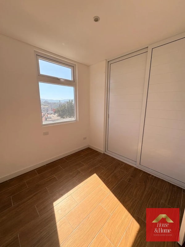 Apartamento en renta zona 11-SANTINA-Mariscal - 11