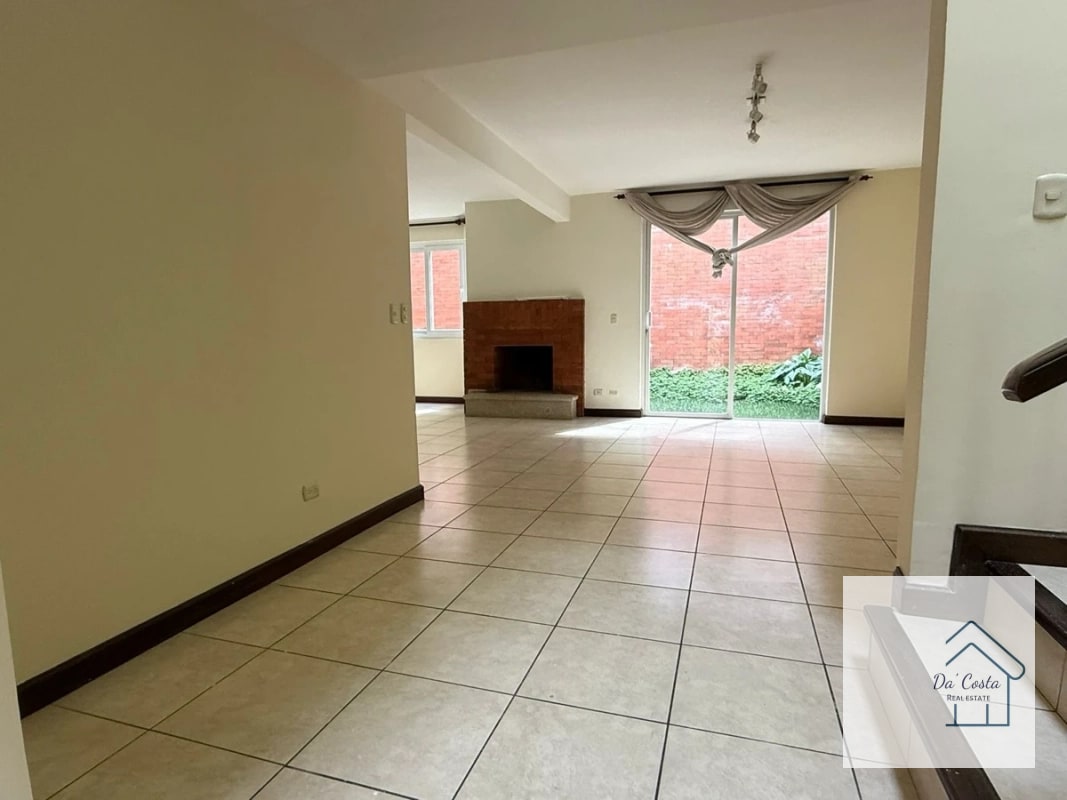 Casa en Renta Prados de Muxbal. Residencial Los Cipreses - 1