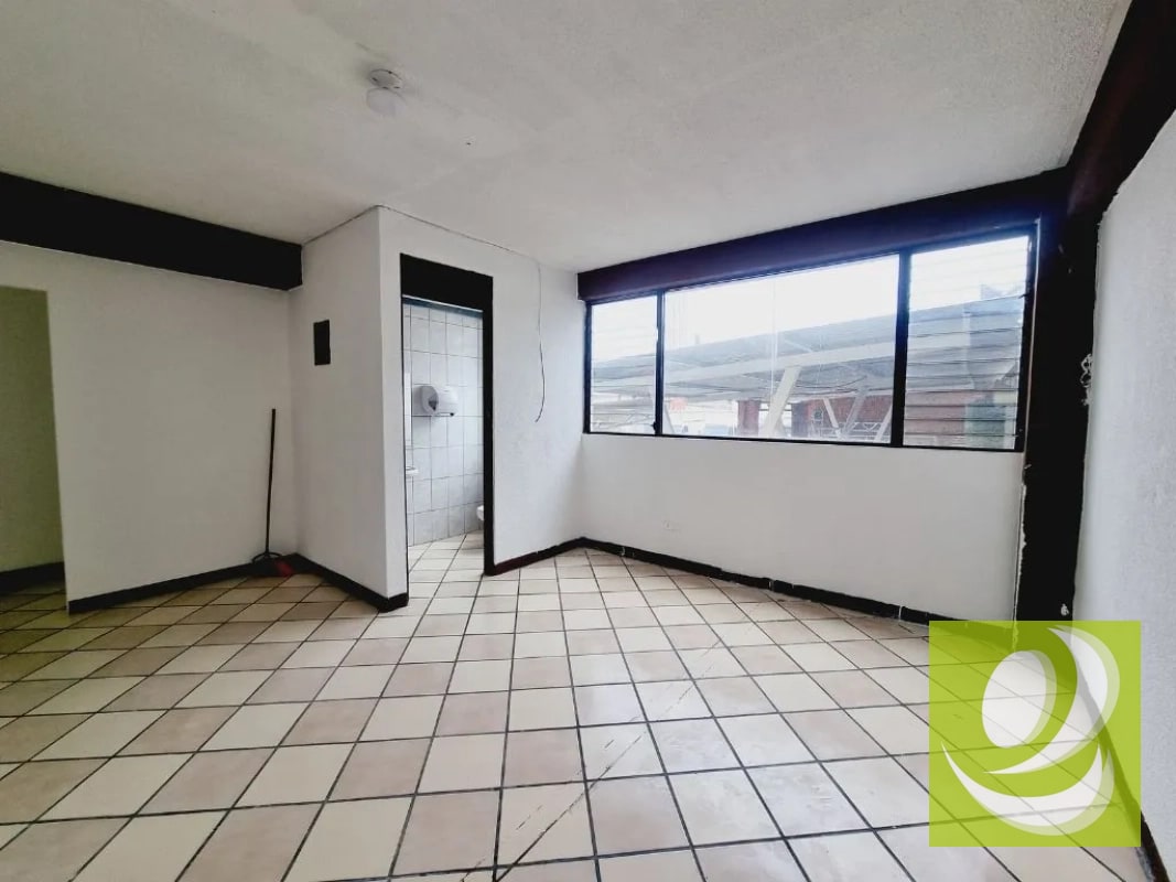 Oficina en Renta en Edificio Ingalsa zona 11 cdad - 5