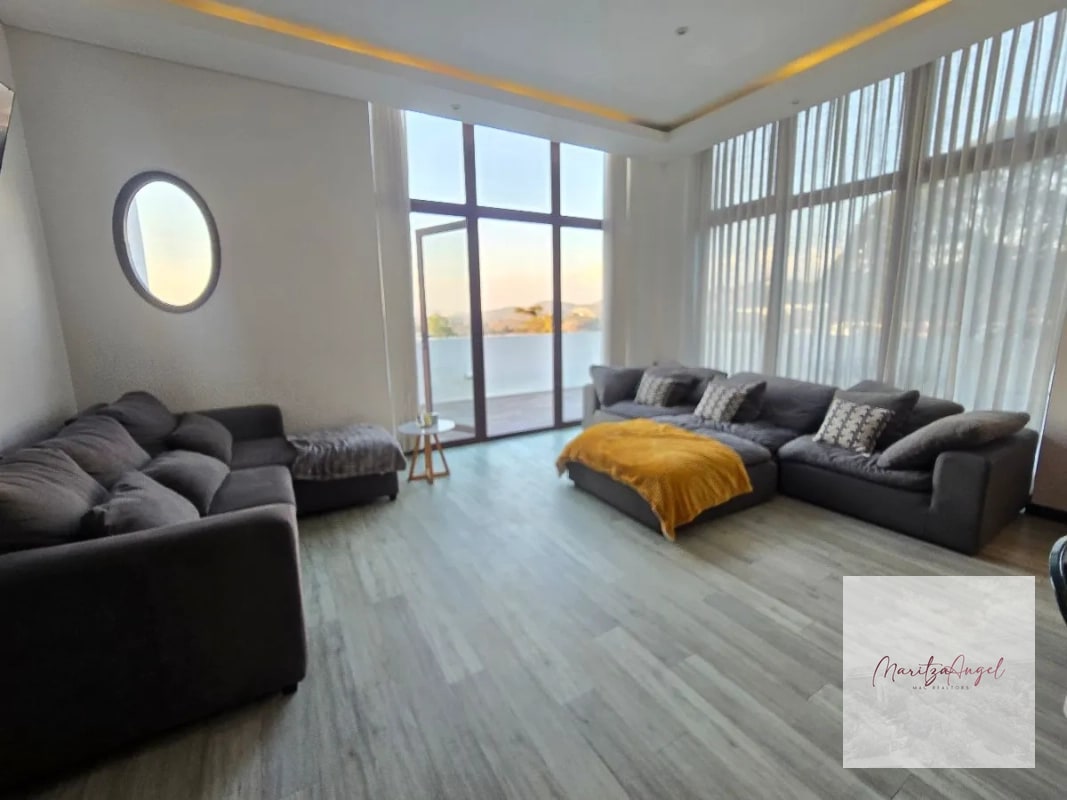 ALQUILER DE APARTAMENTO EN LIRIOS CAYALA ZONA 16 - 1