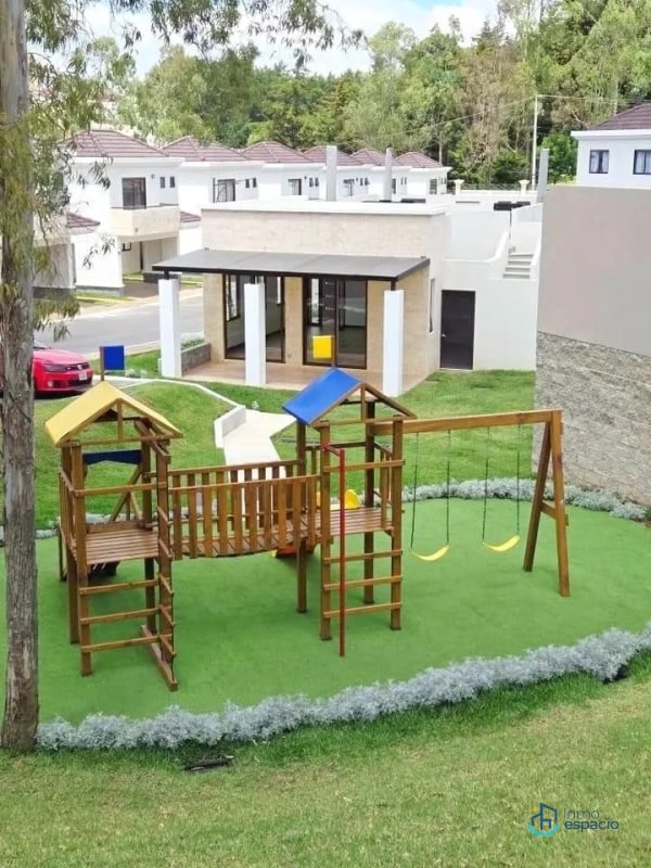 CASA EN VENTA – Prados de Fraijanes, Km. 21.5 Carretera a Fraijanes - 11