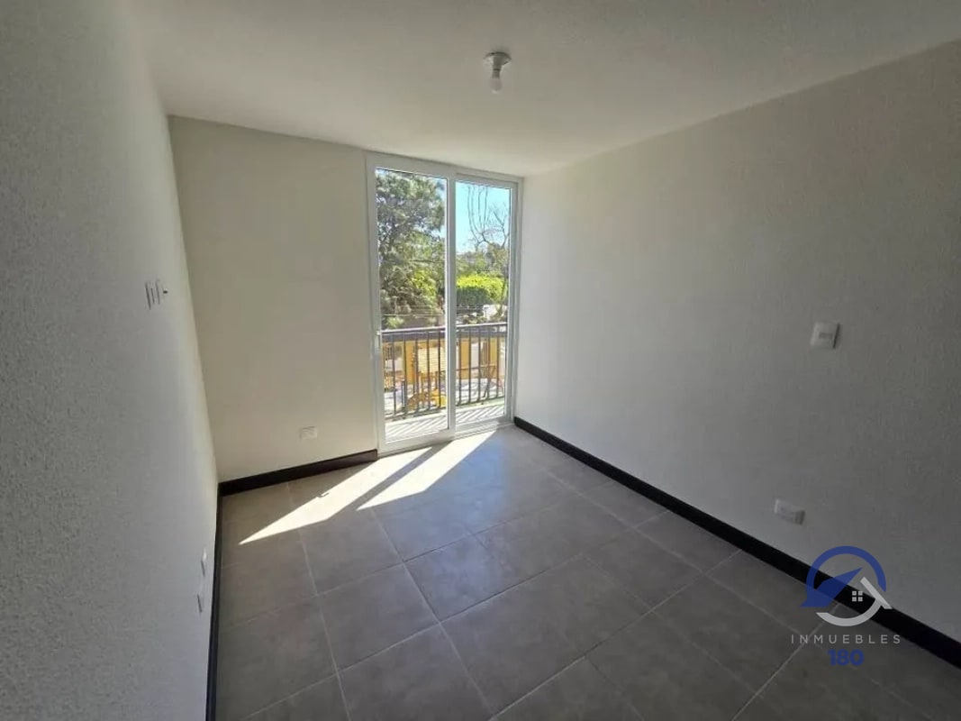Apartamento en renta en Esenta Apartamentos, zona 12, cerca de la USAC - 13